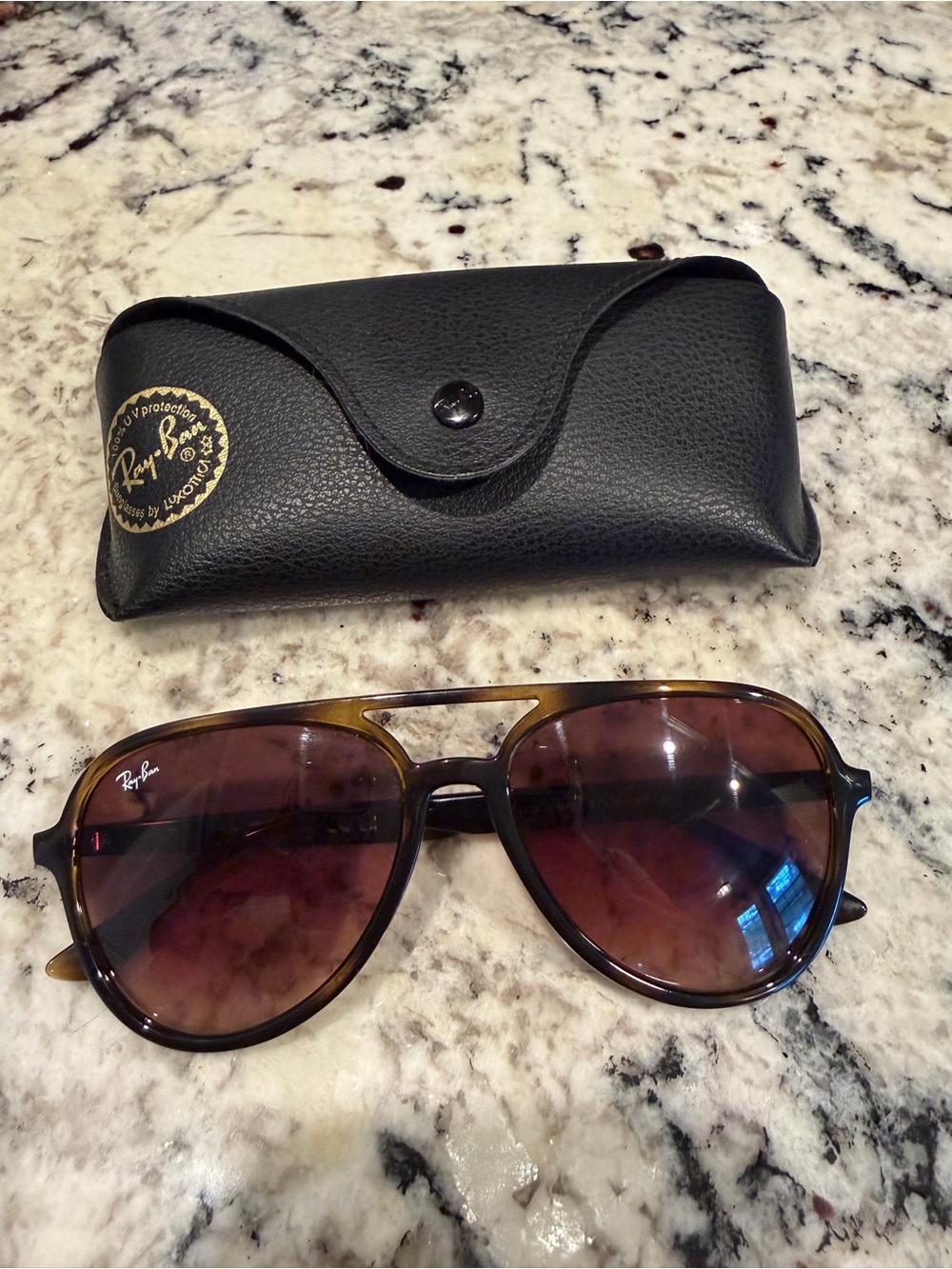 Ray-Ban Women’s Tortoiseshell Aviator Sunglasses - Brown Lenses